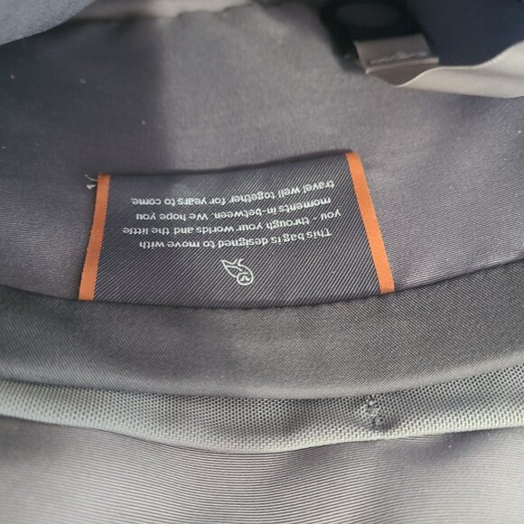 Bellroy City Pouch Plus Gray Crossbody Bag - Picture 10 of 12